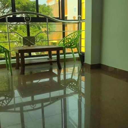 Dream Stay Guest House 蓬蒂切里 外观 照片