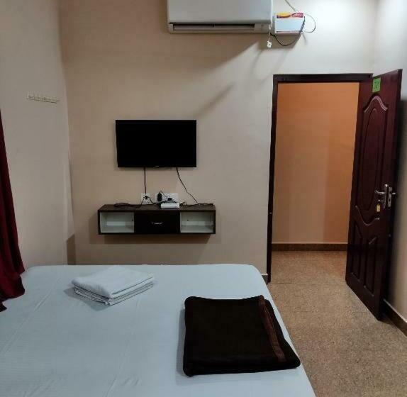 Dream Stay Guest House 蓬蒂切里 外观 照片