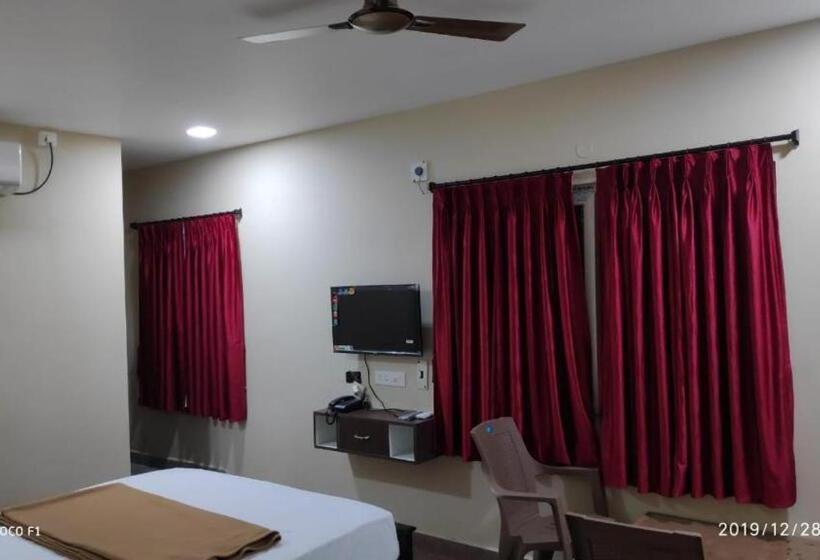 Dream Stay Guest House 蓬蒂切里 外观 照片