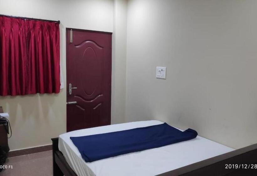 Dream Stay Guest House 蓬蒂切里 外观 照片