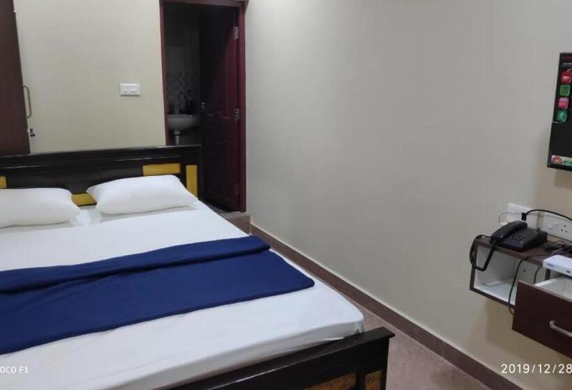 Dream Stay Guest House 蓬蒂切里 外观 照片