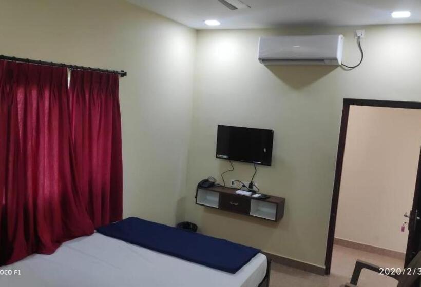 Dream Stay Guest House 蓬蒂切里 外观 照片