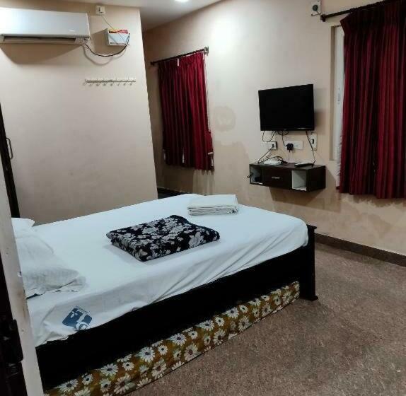 Dream Stay Guest House 蓬蒂切里 外观 照片